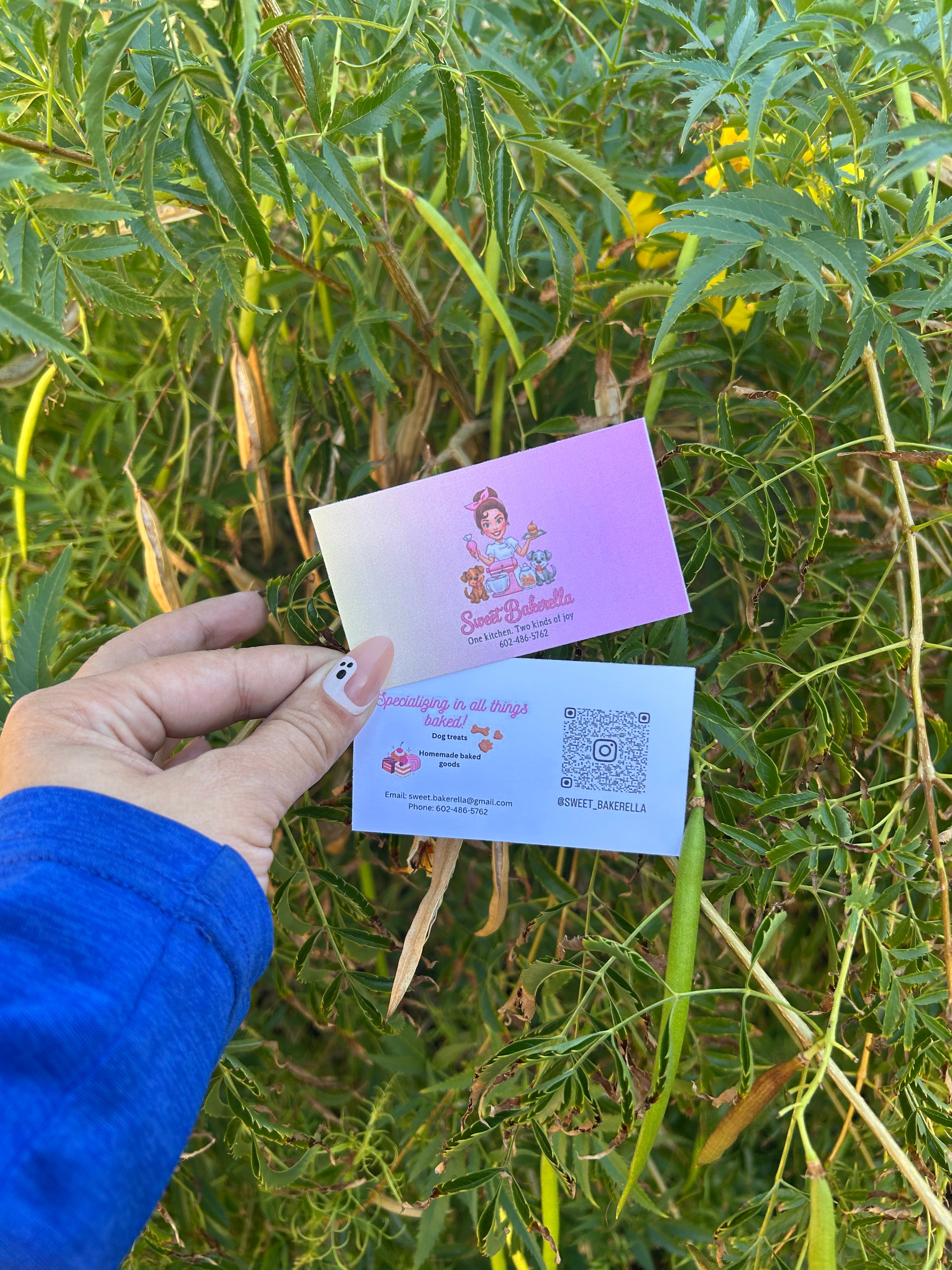 Customizable Business Cards- Glossy Front and Back